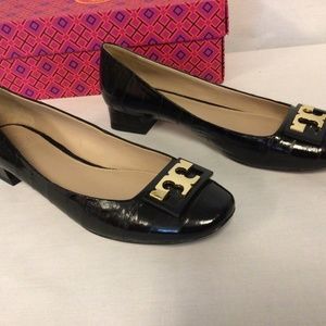 Tory Burch size 8.5 black Gigi pump